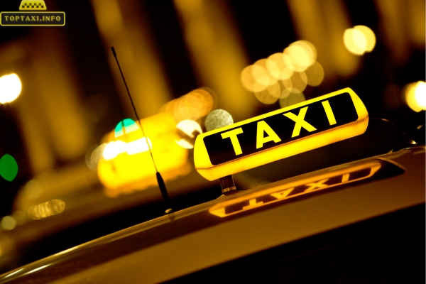 Taxi Hiền Vũ Ân Thi