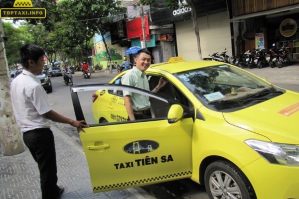 Taxi Tiên Sa Mộ Đức